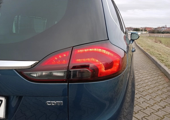Opel Zafira cena 58000 przebieg: 110000, rok produkcji 2016 z Głogów małe 562